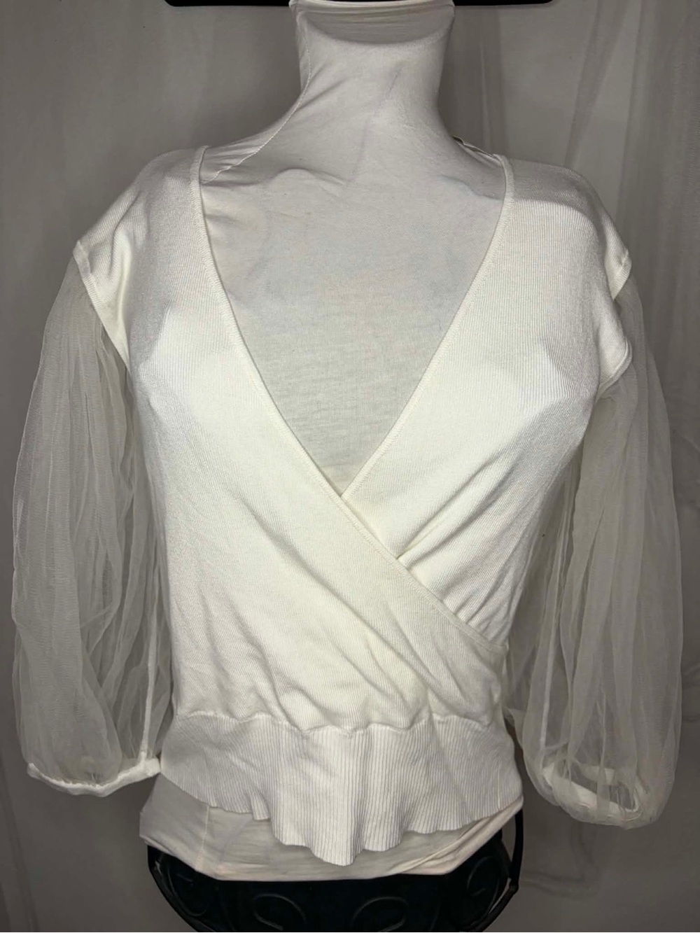 New York & Co Women's Cream White Wrap Top with Sheer Puff Sleeves Large